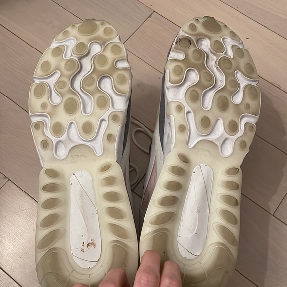 Nike Airmax 270 React size 9.5 - Picture 5 of 6